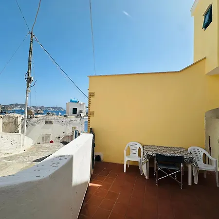 Dragonara Apartment